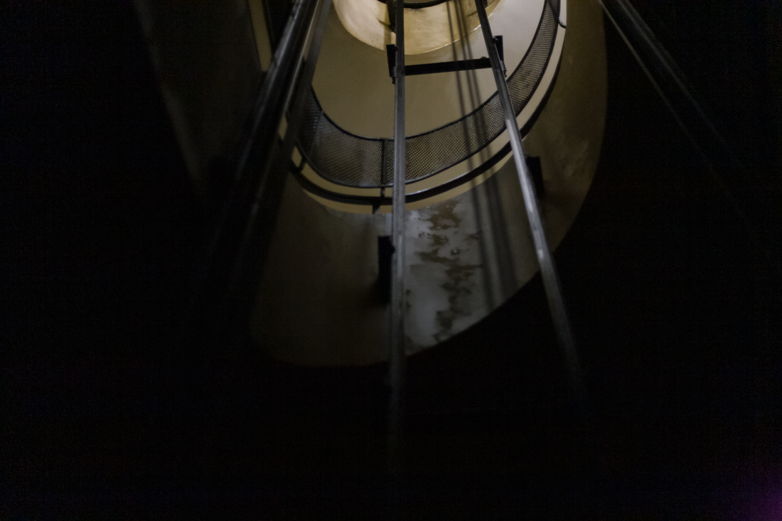 de liftschacht in ons trappenhuis